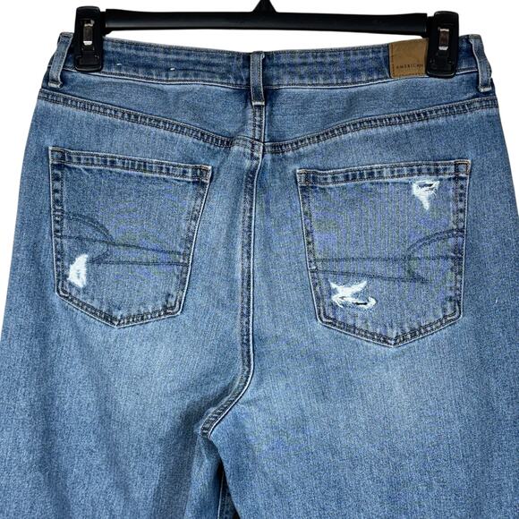 American Eagle SZ 12 Mom Jeans Distressed Rips Hi-Rise Zip-Fly Medium Wash Blue - Picture 6 of 12